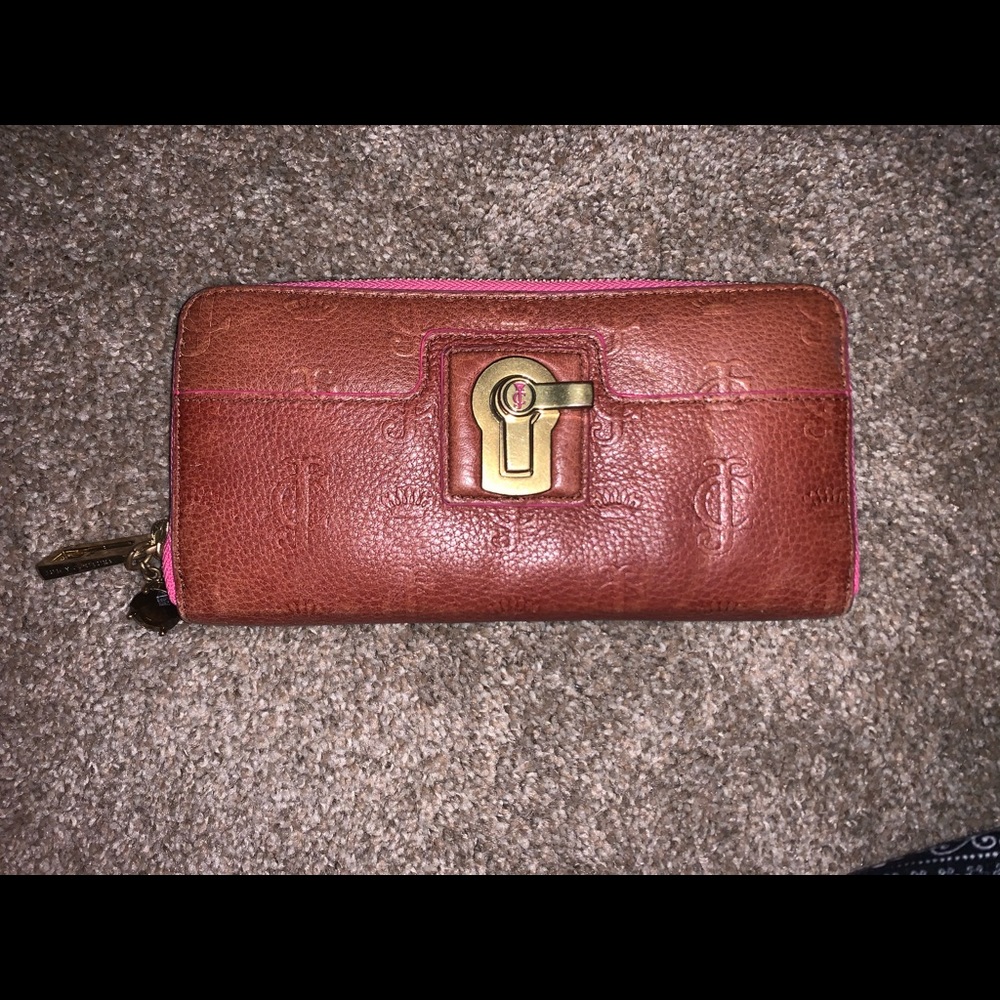 Juicy couture wallet/clutch